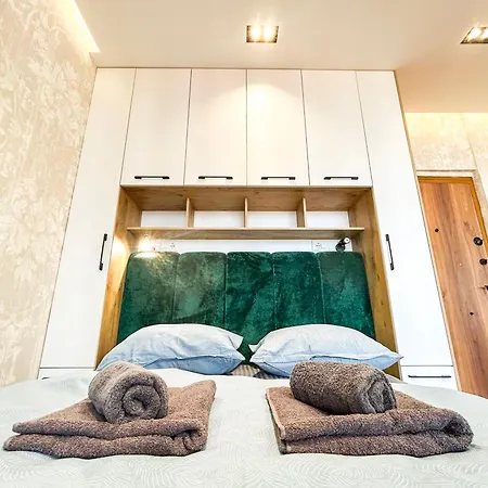 Lejlighed 1 Bedroom 1198 *